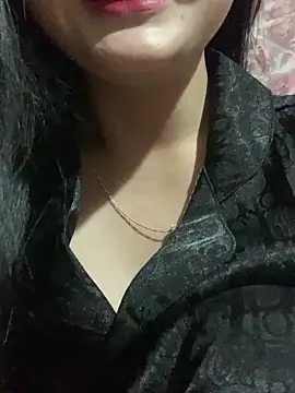 lana-kan online show from April 25, 2026, 1:52 pm