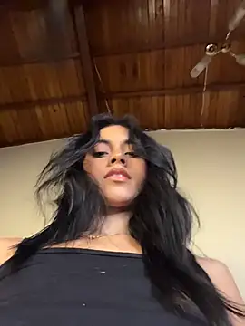 Miia moonn online show from April 18, 2026, 1:09 am