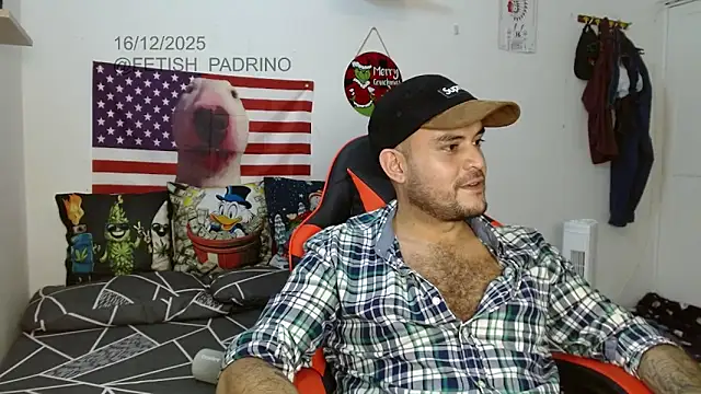 holegape online show from December 17, 2025, 5:24 am