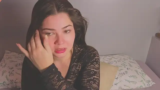 amyvans  online show from March 8, 2026, 8:12 pm
