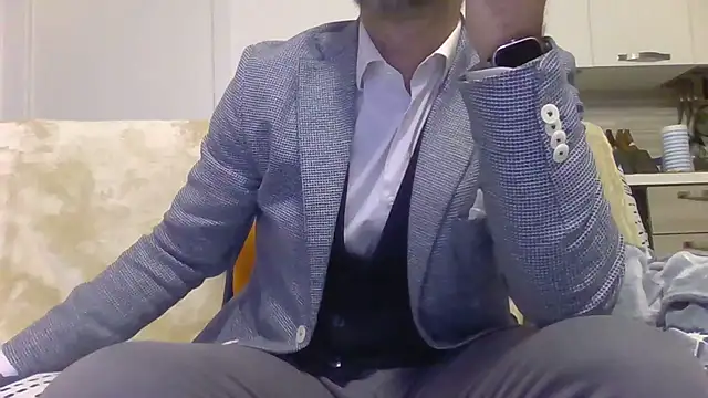 Eroshotlicker online show from February 14, 2026, 10:28 pm