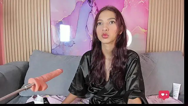 Maybeelin  online show from December 1, 2025, 10:15 pm