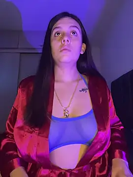 Snapshot of Samantafoxx_ chatting on December 17, 2025, 12:27 am Samantafoxx online show from December 17, 2025, 12:27 am