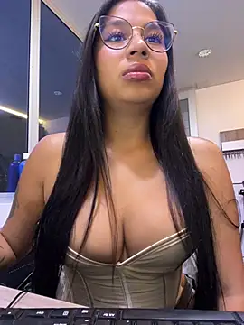 ImBrenda 1 online show from February 18, 2026, 11:44 pm