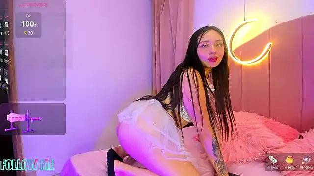 Snapshot of zammy_brown chatting on December 18, 2025, 4:40 am zammy brown online show from December 18, 2025, 4:40 am