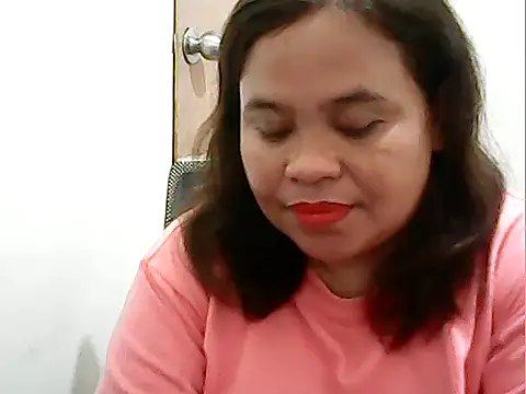 Snapshot of cutechubby chatting on April 21, 2026, 10:32 am cutechubby online show from April 21, 2026, 10:32 am