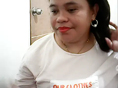 Snapshot of cutechubby chatting on April 26, 2026, 9:18 am cutechubby online show from April 26, 2026, 9:18 am