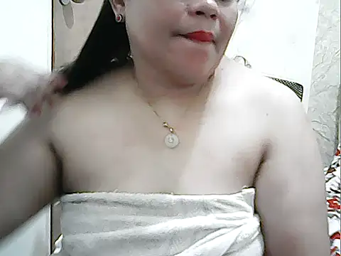 Snapshot of cutechubby chatting on May 9, 2026, 11:37 am cutechubby online show from May 9, 2026, 11:37 am