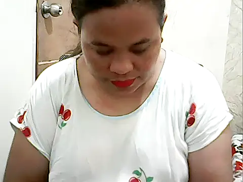 Snapshot of cutechubby chatting on May 16, 2026, 10:41 pm cutechubby online show from May 16, 2026, 10:41 pm