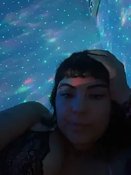 lolamuamua online show from December 3, 2025, 5:04 am