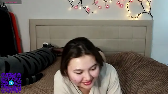 ArianeRandy online show from March 21, 2026, 3:04 pm