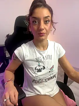 Snapshot of Sandy_Bell chatting on November 26, 2025, 4:08 pm Sandy Bell online show from November 26, 2025, 4:08 pm