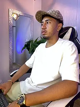 Snapshot of Brand_Collins chatting on March 7, 2026, 11:29 am Brand Collins online show from March 7, 2026, 11:29 am