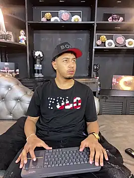 Snapshot of Brand_Collins chatting on March 22, 2026, 11:57 am Brand Collins online show from March 22, 2026, 11:57 am