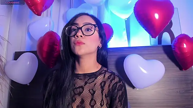 Snapshot of Klohewilliams_ chatting on February 12, 2026, 1:17 pm Klohewilliams online show from February 12, 2026, 1:17 pm