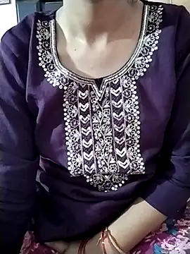 RASHMI SHARMA9 online show from April 7, 2026, 5:19 am