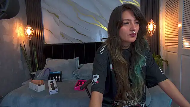 Dark Dominika online show from May 25, 2026, 1:17 pm