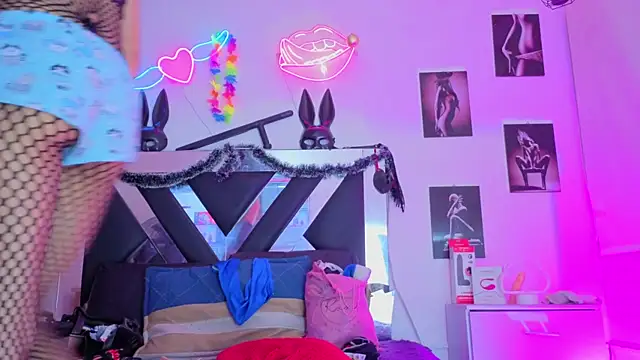 karla slut dirty online show from June 15, 2026, 10:50 am