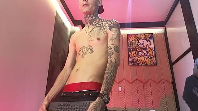 Paulo 527 online show from February 15, 2026, 8:38 pm