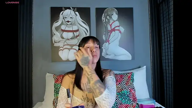 nora temptress online show from April 20, 2026, 3:04 pm