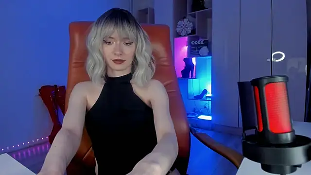 Snapshot of Mistress_Iris chatting on June 23, 2026, 3:54 pm Mistress Iris online show from June 23, 2026, 3:54 pm