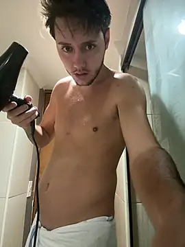 Snapshot of RicoValen chatting on February 19, 2026, 1:12 am RicoValen online show from February 19, 2026, 1:12 am