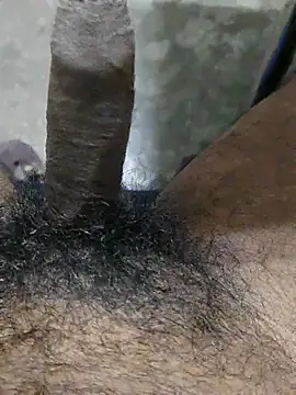 Snapshot of hunter379 chatting on December 5, 2025, 4:58 pm hunter379 online show from December 5, 2025, 4:58 pm