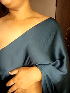 Snapshot of Rumpa-10 chatting on February 28, 2026, 6:53 pm Rumpa-10 online show from February 28, 2026, 6:53 pm