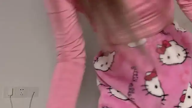 Snapshot of wanou33669 chatting on January 5, 2026, 5:27 pm wanou33669 online show from January 5, 2026, 5:27 pm