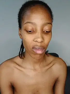 MsParisSmith online show from December 5, 2025, 8:01 am