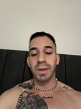 Snapshot of hazarcannn chatting on January 10, 2026, 7:48 pm hazarcannn online show from January 10, 2026, 7:48 pm