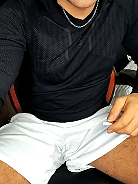 Alpaperve online show from December 4, 2025, 11:13 pm