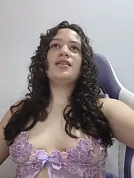 Snapshot of Alana_444 chatting on May 26, 2026, 3:46 am Alana 444 online show from May 26, 2026, 3:46 am
