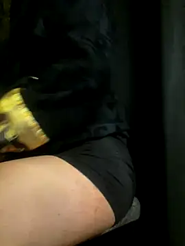 mcylzsd online show from November 27, 2025, 1:18 am