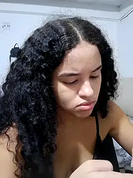 Shelsyhottt online show from December 2, 2025, 11:23 pm