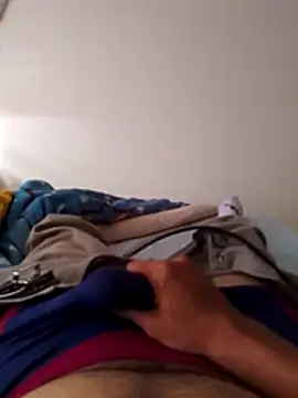 cristian112090 online show from January 13, 2026, 6:57 pm