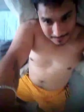 Snapshot of cristian112090 chatting on June 13, 2026, 2:48 pm cristian112090 online show from June 13, 2026, 2:48 pm