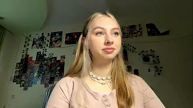 AmandaVyhnal online show from December 4, 2025, 11:08 am