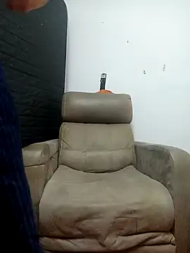 jackhard00 online show from November 27, 2025, 1:57 pm