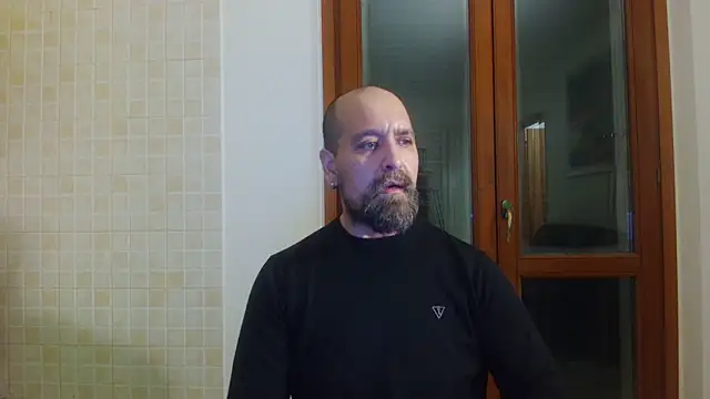 AMIRDIB2025 online show from February 14, 2026, 6:04 pm