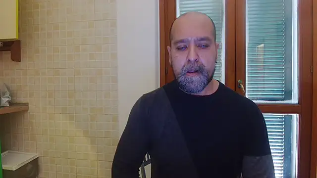 AMIRDIB2025 online show from April 13, 2026, 1:49 pm