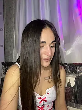 MonikaSi online show from April 7, 2026, 3:56 pm