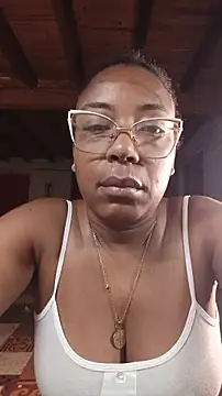 Snapshot of ChanneldelaCroix chatting on April 14, 2026, 10:10 am ChanneldelaCroix online show from April 14, 2026, 10:10 am