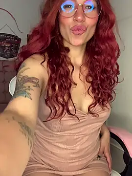 PrettyChloe  online show from February 5, 2026, 6:56 pm