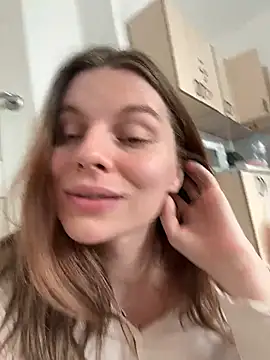 Snapshot of d0uble_trouble chatting on March 29, 2026, 11:43 am d0uble trouble online show from March 29, 2026, 11:43 am