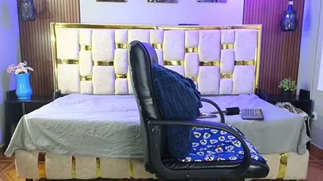  Caroline34 online show from April 9, 2026, 10:31 am