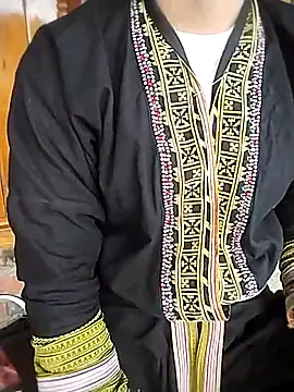 Alibabapi online show from April 17, 2026, 3:42 am