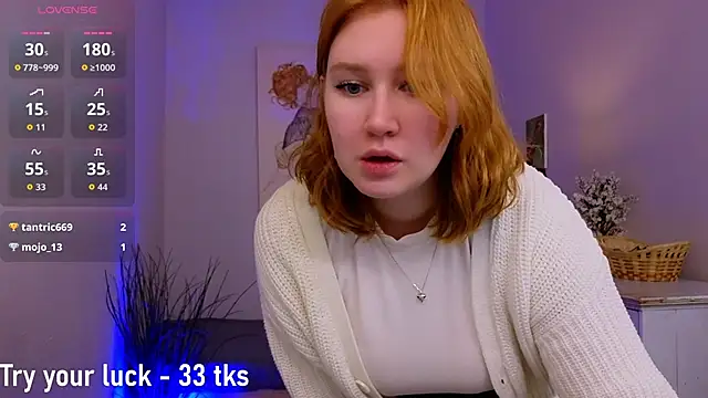 Snapshot of _aurareflection chatting on November 29, 2025, 12:24 am aurareflection online show from November 29, 2025, 12:24 am