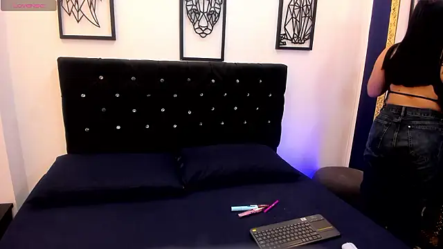 AgathaMyller online show from March 9, 2026, 12:42 pm