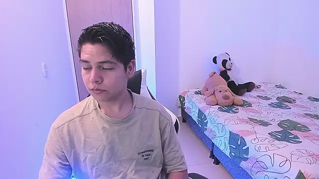 Asta YunoXXX online show from March 11, 2026, 4:07 am